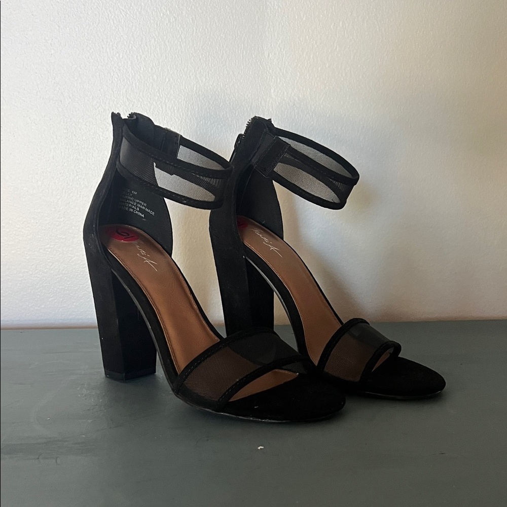 Chic Black Mesh Women's Heels